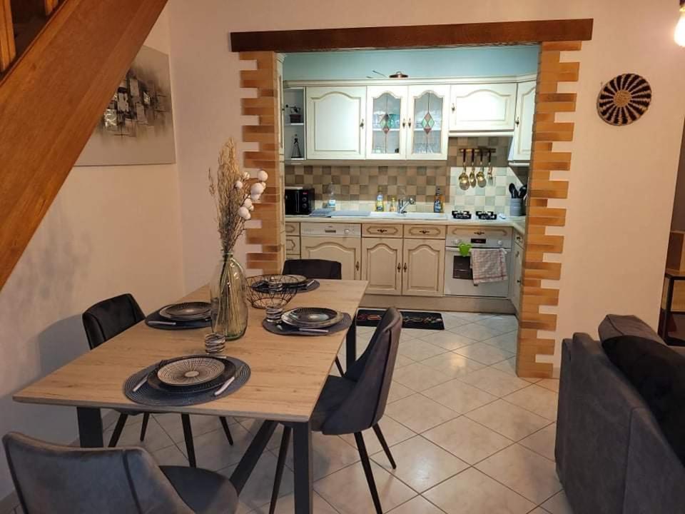 Appartement Cosy Style Industriel Bourges Exteriér fotografie