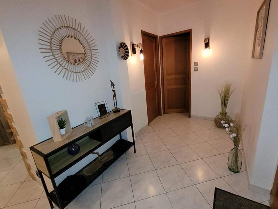 Appartement Cosy Style Industriel Bourges Exteriér fotografie