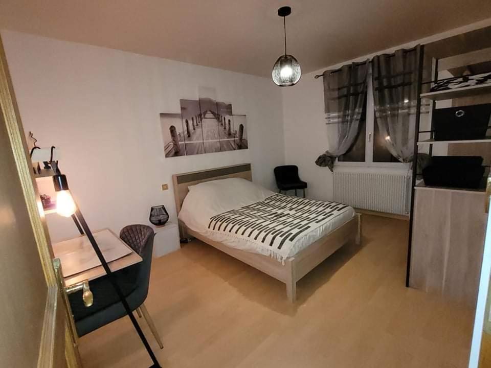 Appartement Cosy Style Industriel Bourges Exteriér fotografie
